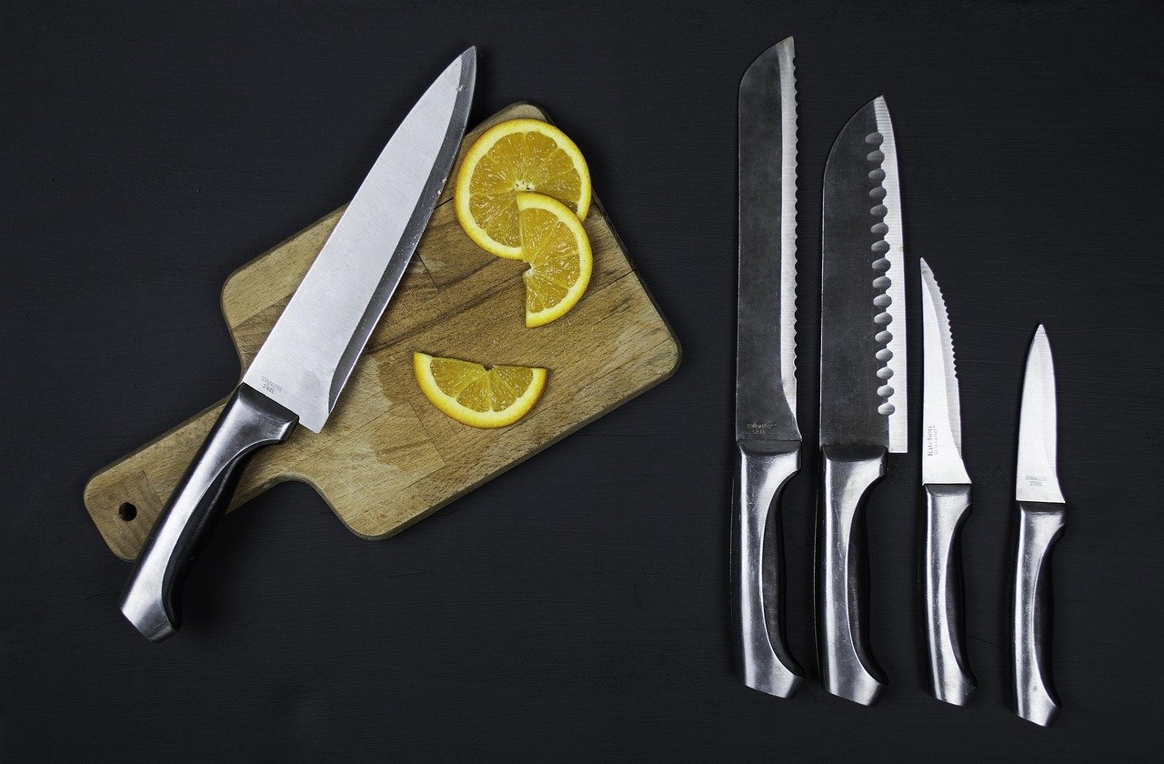 TOp3 kitchen designs - knives, set, chopping board, slice, sharp, sharpness, blades, knife set, kitchen tools, orange slices, kitchen, kitchen utensils, flat lay, knives, knives, knives, knife set, ki